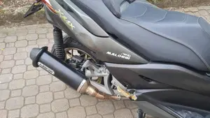 Yamaha X-Max 125 Tech Max (2020)  (2)