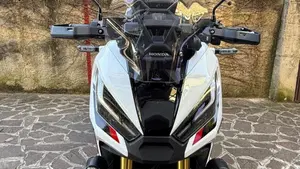 Honda X-ADV 750 DCT Gravel (2021 - 24)  (11)