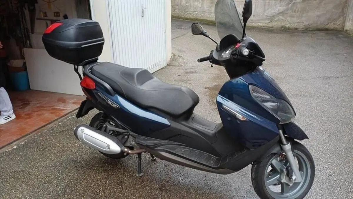 Piaggio X7 250 (2007 - 12)  (4)