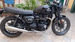 Triumph Street Twin 900 (2016)  (6)