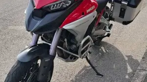 Ducati Multistrada V4 S (2021 - 24)  (8)