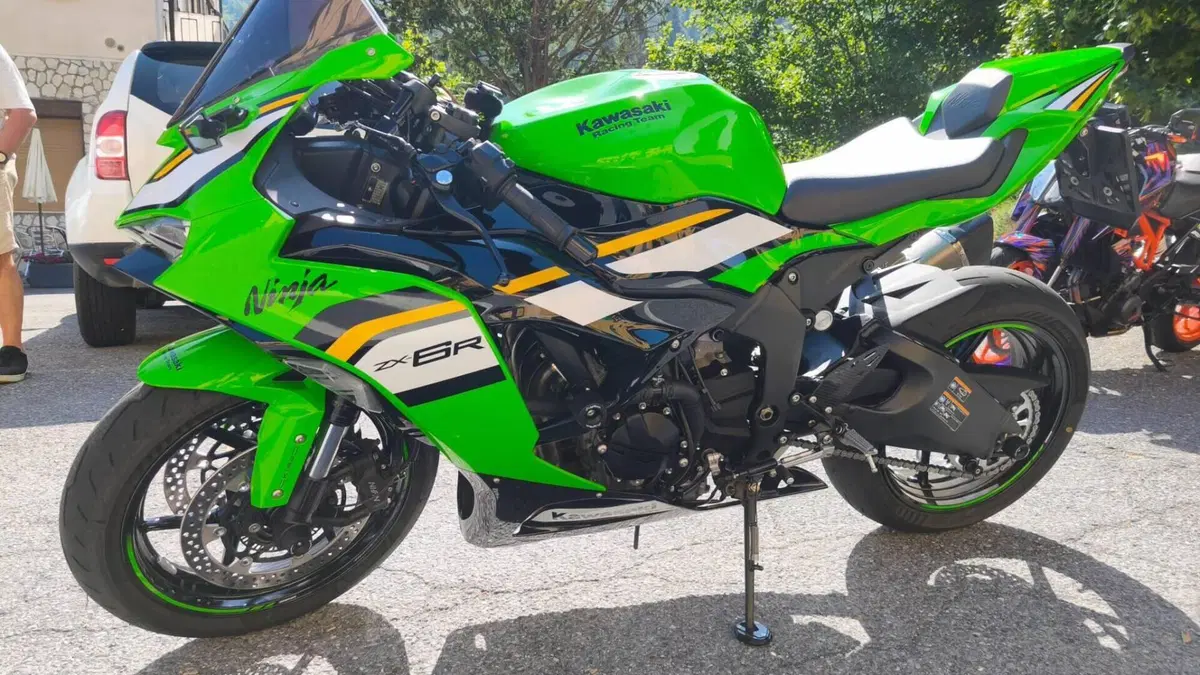 Kawasaki Ninja 636 ZX-6R (2024 - 26)  (3)