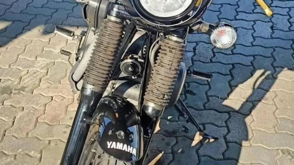 Yamaha XV 950 ABS Racer 60th Anniversary (2015 - 17)  (6)
