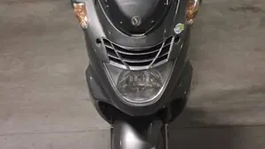 Sym Joyride 200  (2)