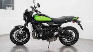 Kawasaki Z 900 RS (2022 - 25)  (11)