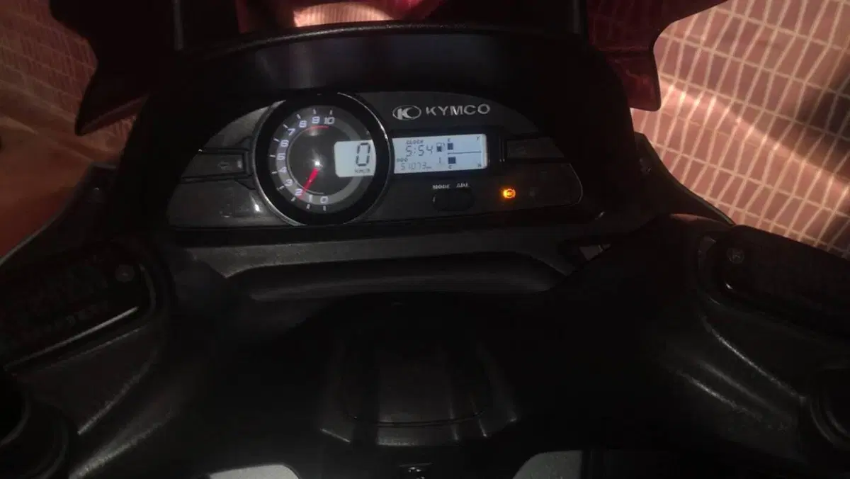 Kymco Xciting 400i ABS (2012 - 17)  (4)