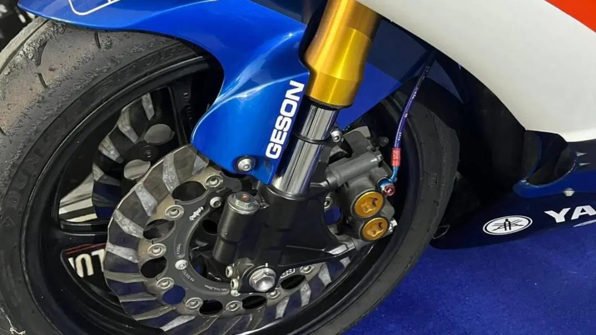 Yamaha YZF R6 (2010 - 16)  (5)