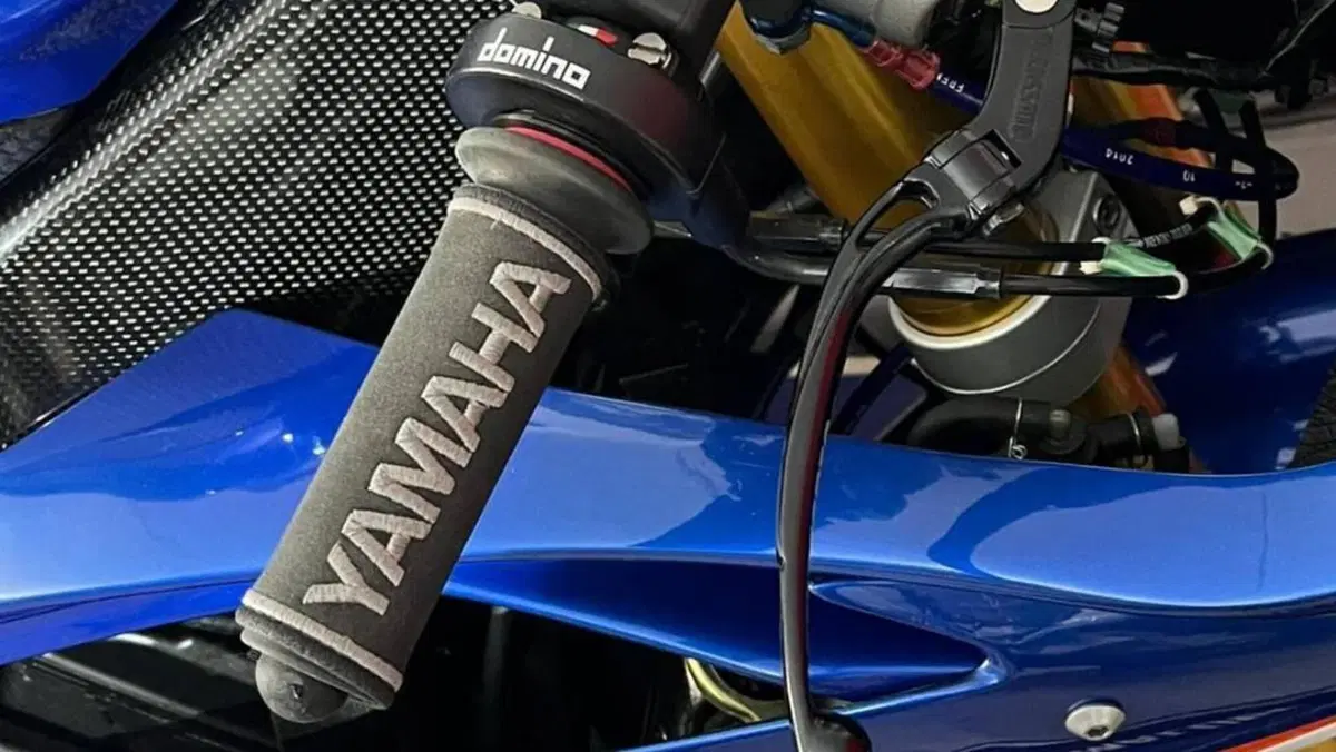 Yamaha YZF R6 (2010 - 16)  (8)