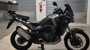 Honda Africa Twin CRF 1100L Adventure Sports (2022 - 23)  (2)