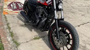 Harley-Davidson 883 R (2008 - 16) - XL 883R  (6)