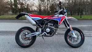 Fantic Motor Motard 125 Performance 4t (2020)  (4)