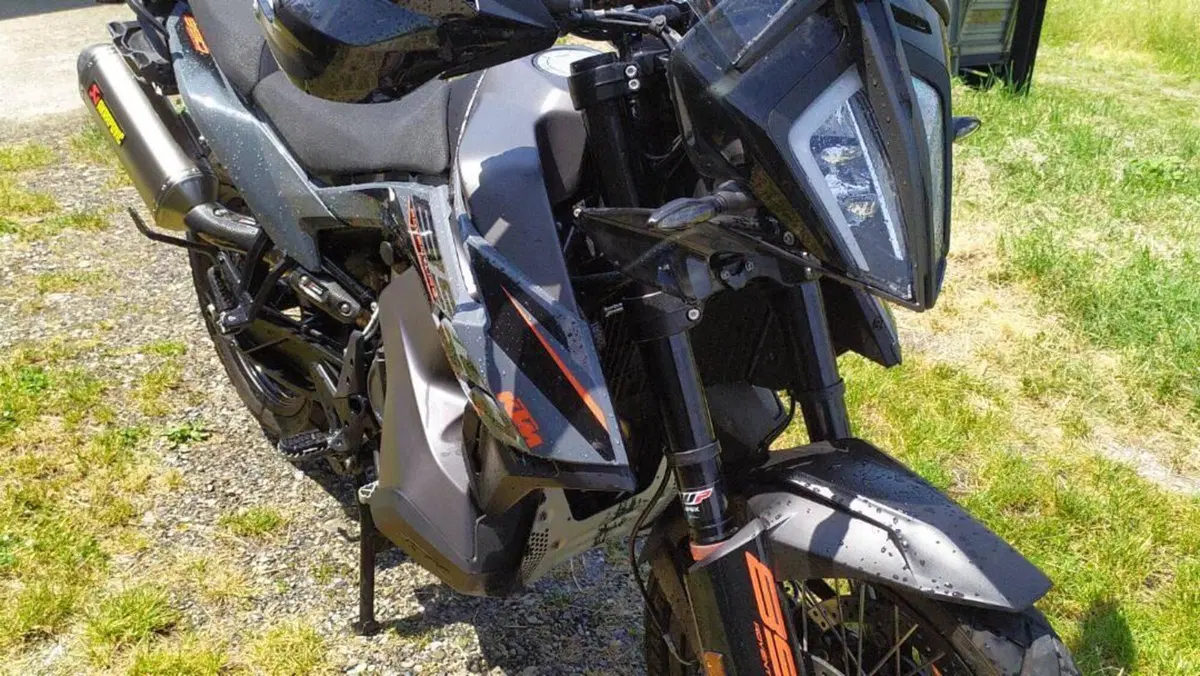 KTM 890 Adventure (2021)  (4)
