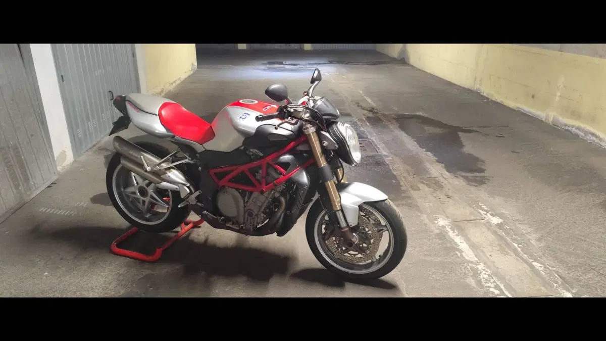 MV Agusta Brutale 910 S (2005 - 11) 