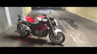 MV Agusta Brutale 910 S (2005 - 11) usata