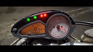 MV Agusta Brutale 910 S (2005 - 11)  (6)