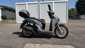 Honda SH 300 i ABS (2016 - 20) 