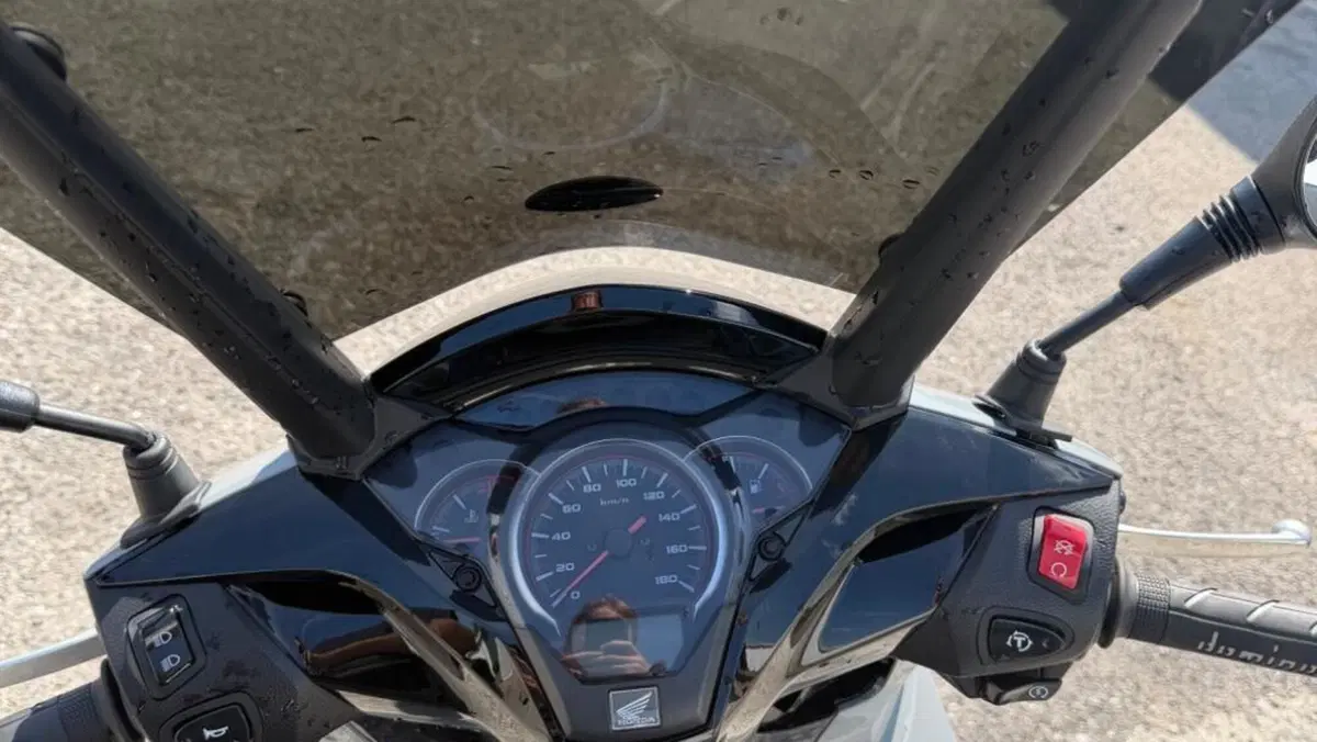Honda SH 300 i ABS (2016 - 20)  (5)