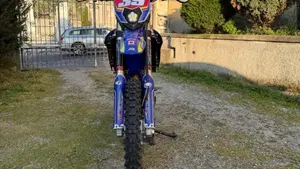 Sherco 300 SEF Factory (2022)  (2)