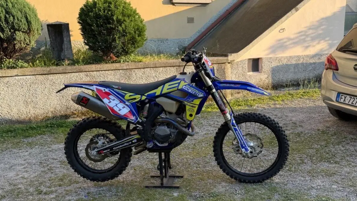 Sherco 300 SEF Factory (2022)  (3)