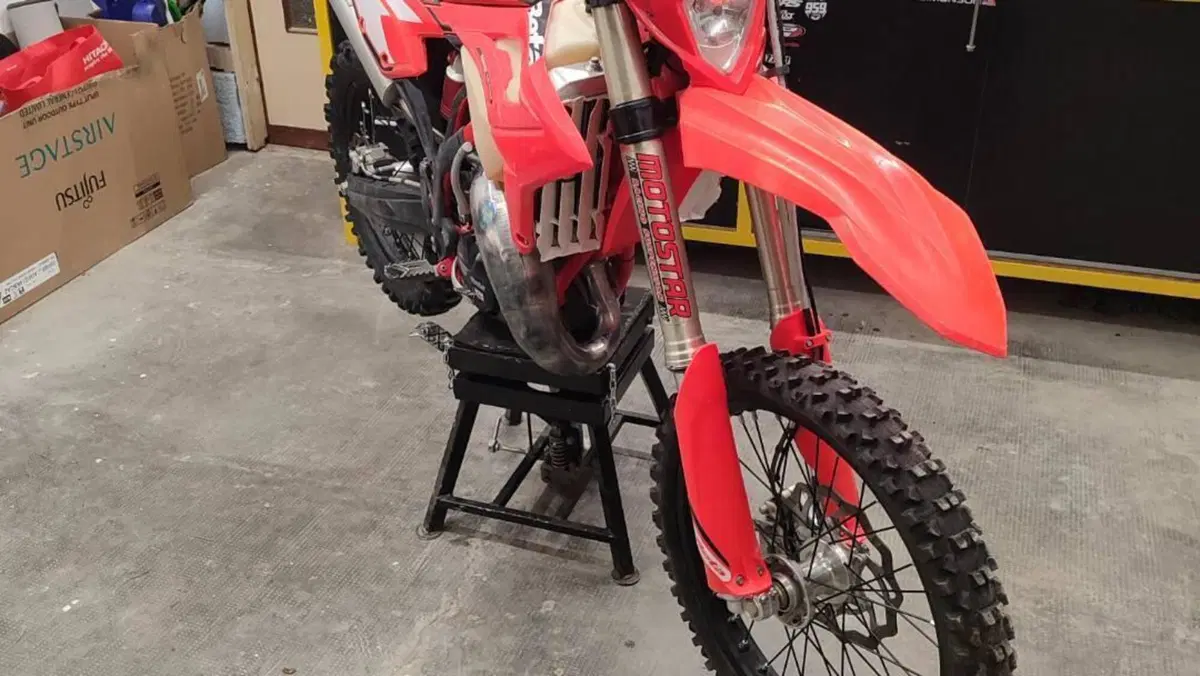 Betamotor RR 125 2T Enduro (2024)  (5)