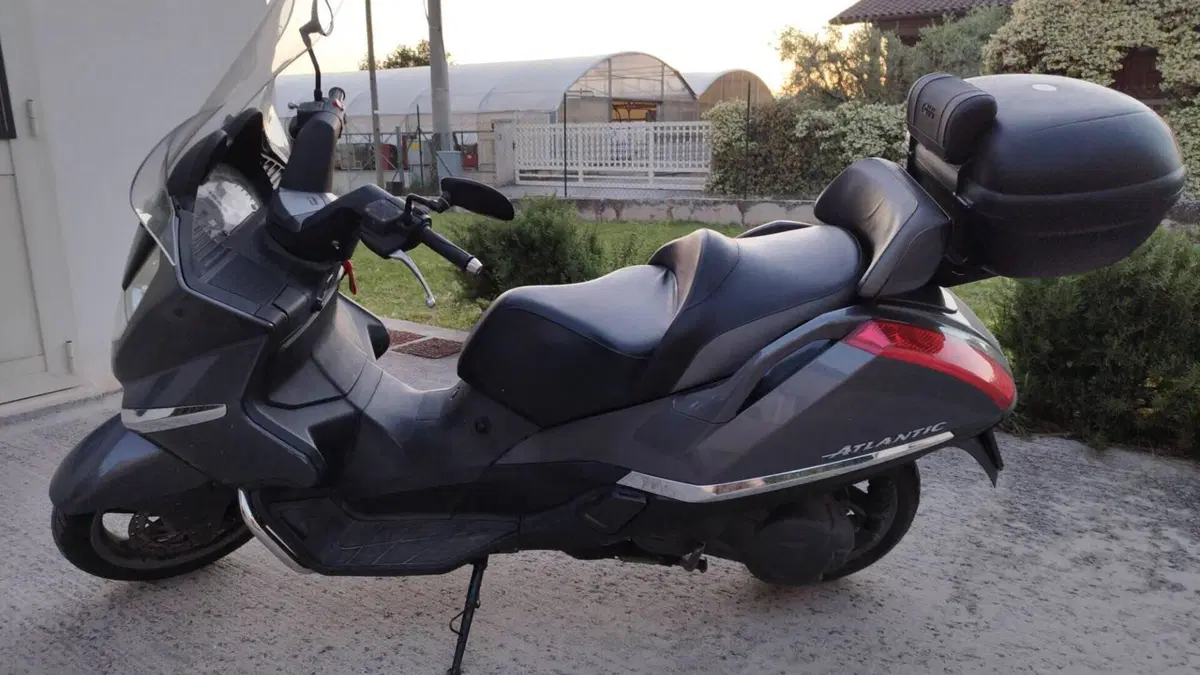 Aprilia Atlantic 500 (2003 - 04)  (2)