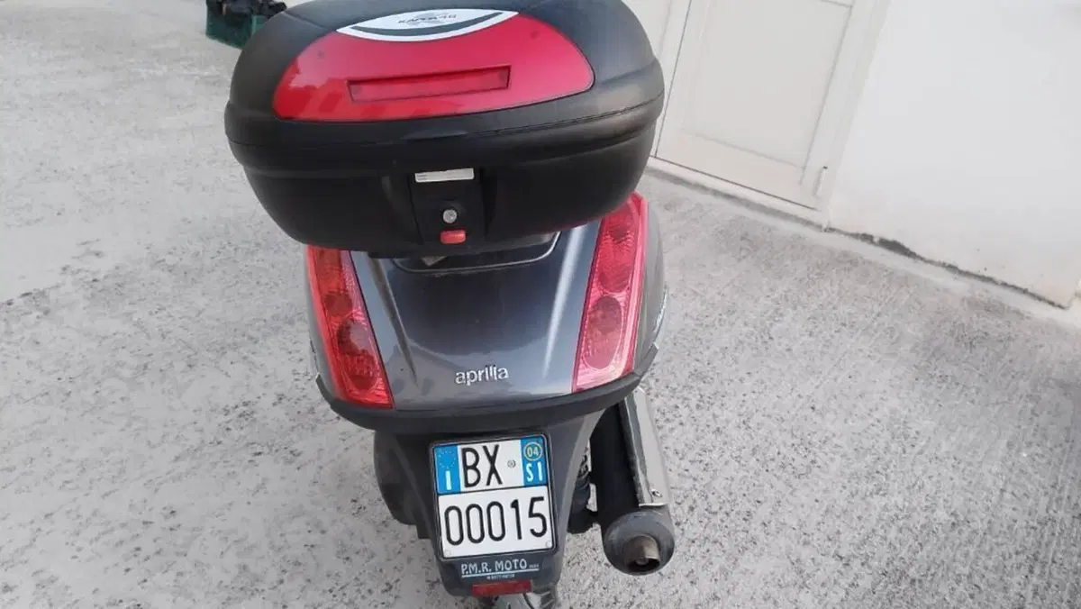 Aprilia Atlantic 500 (2003 - 04)  (3)