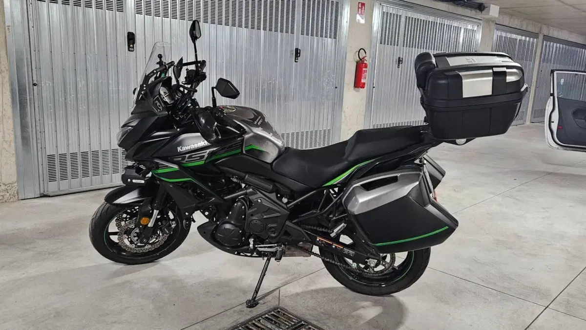 Kawasaki Versys 650 Tourer Plus (2017 - 20)  (2)