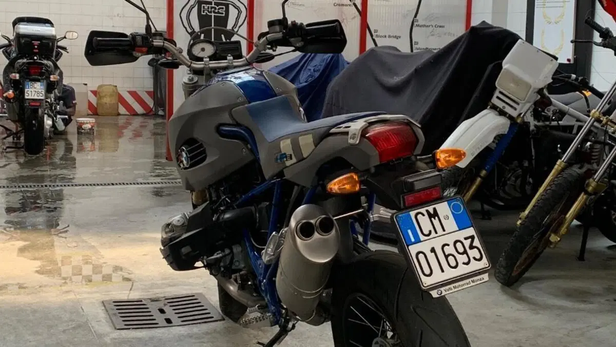 Bmw HP2 Enduro  (2)