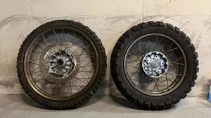 Bmw HP2 Enduro  (8)