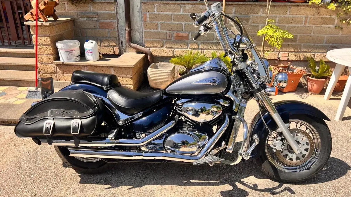 Suzuki Intruder 800 M (2005 - 08)  (2)