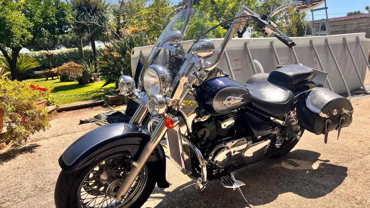 Suzuki Intruder 800 M (2005 - 08)  (8)