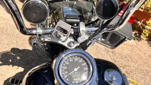 Suzuki Intruder 800 M (2005 - 08)  (9)
