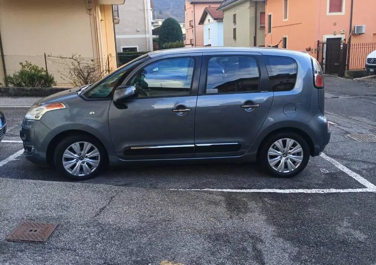 Citroen C3 Picasso 1.4 VTi 95 Exclusive (2)