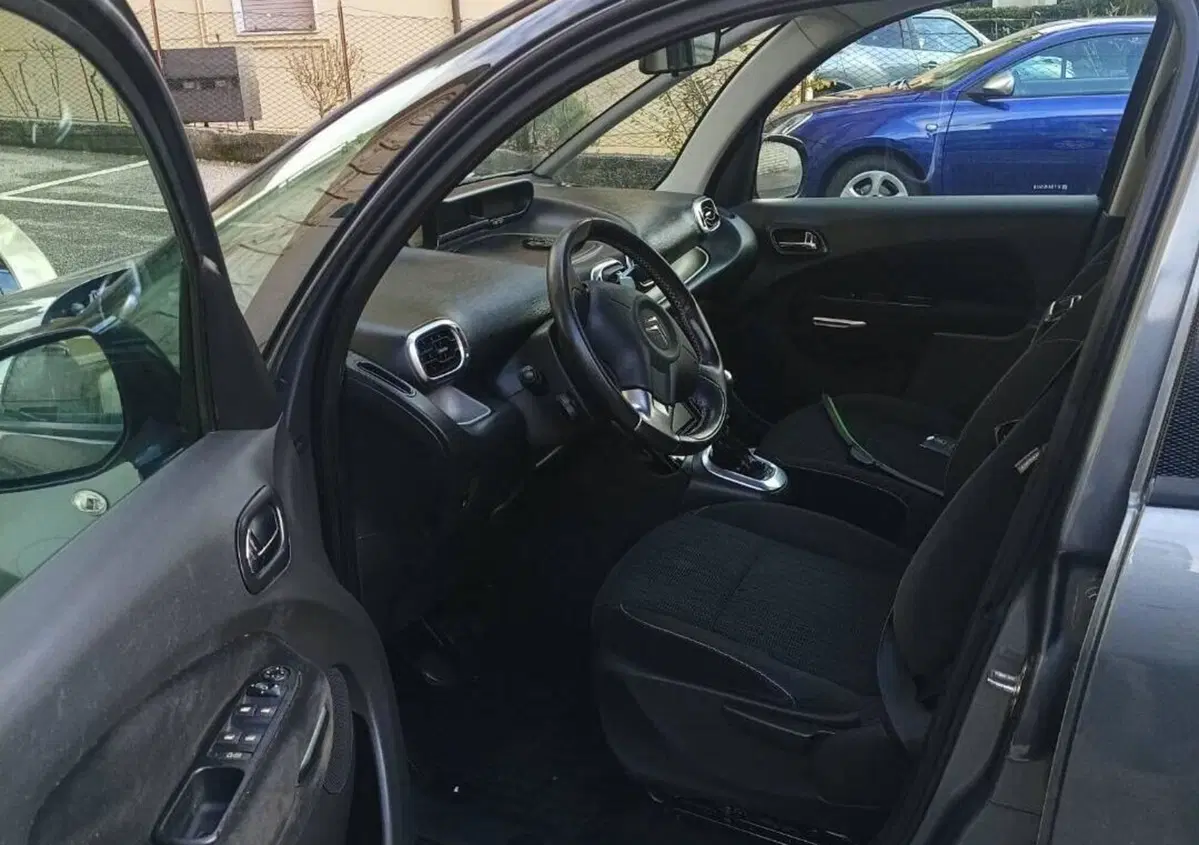 Citroen C3 Picasso 1.4 VTi 95 Exclusive (4)