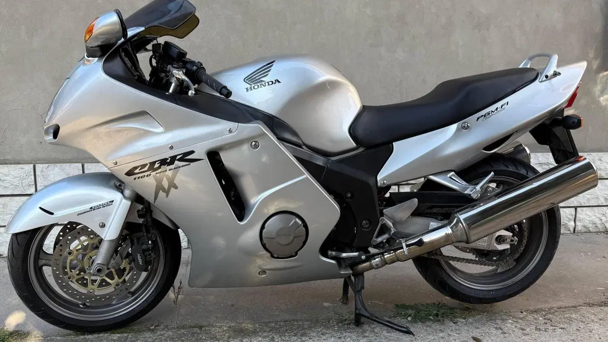 Honda CBR 1100 XX  (2001 - 06)  (3)