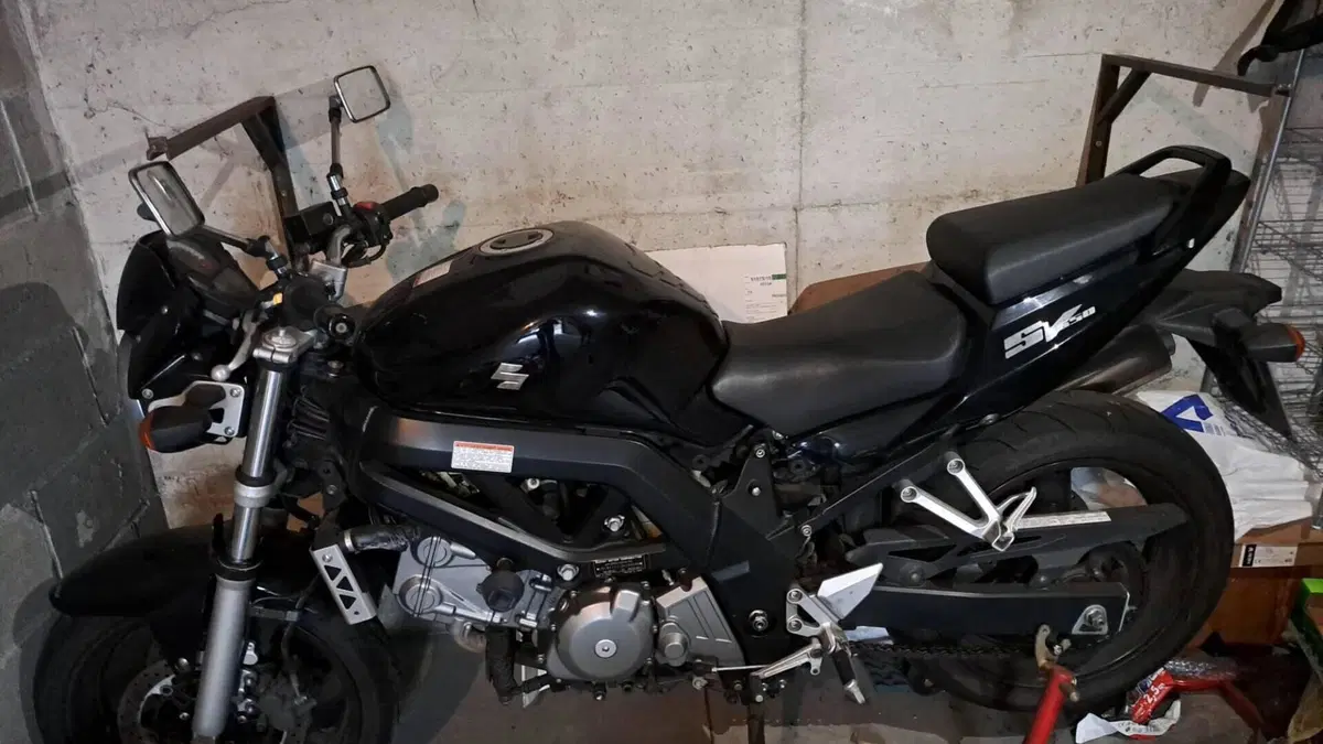 Suzuki SV 650 (2003 - 06)  (3)