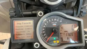 KTM 1290 Super Adventure T (2017)  (5)