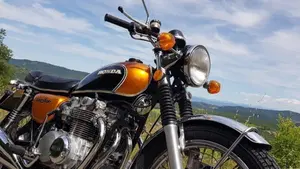 Honda   (2)