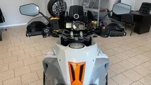 KTM 1290 Super Adventure T (2017)  (4)