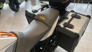KTM 1290 Super Adventure T (2017)  (6)