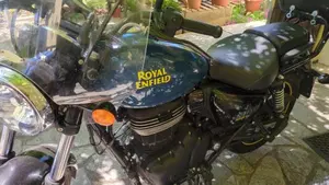 Royal Enfield Meteor 350 (2021 - 26)  (2)
