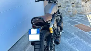 Triumph Street Twin 900 (2016)  (4)