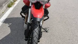 Moto Guzzi V85 TT Evocative Graphics (2019 - 20) usata