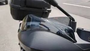 Moto Guzzi V85 TT Evocative Graphics (2019 - 20)  (9)
