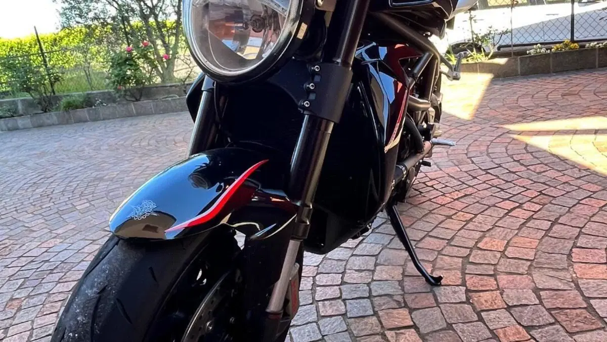 MV Agusta Brutale 1090 RR (2009 - 15)  (4)