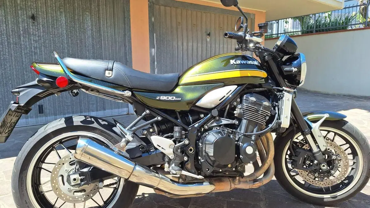 Kawasaki Z 900 RS (2021) 