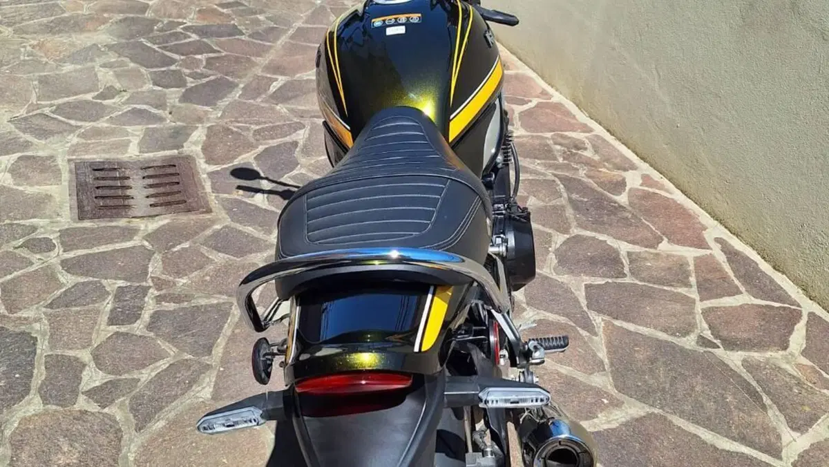 Kawasaki Z 900 RS (2021)  (5)