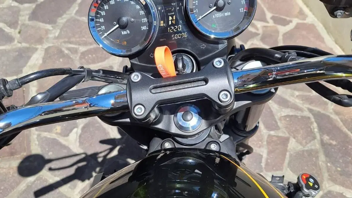 Kawasaki Z 900 RS (2021)  (6)