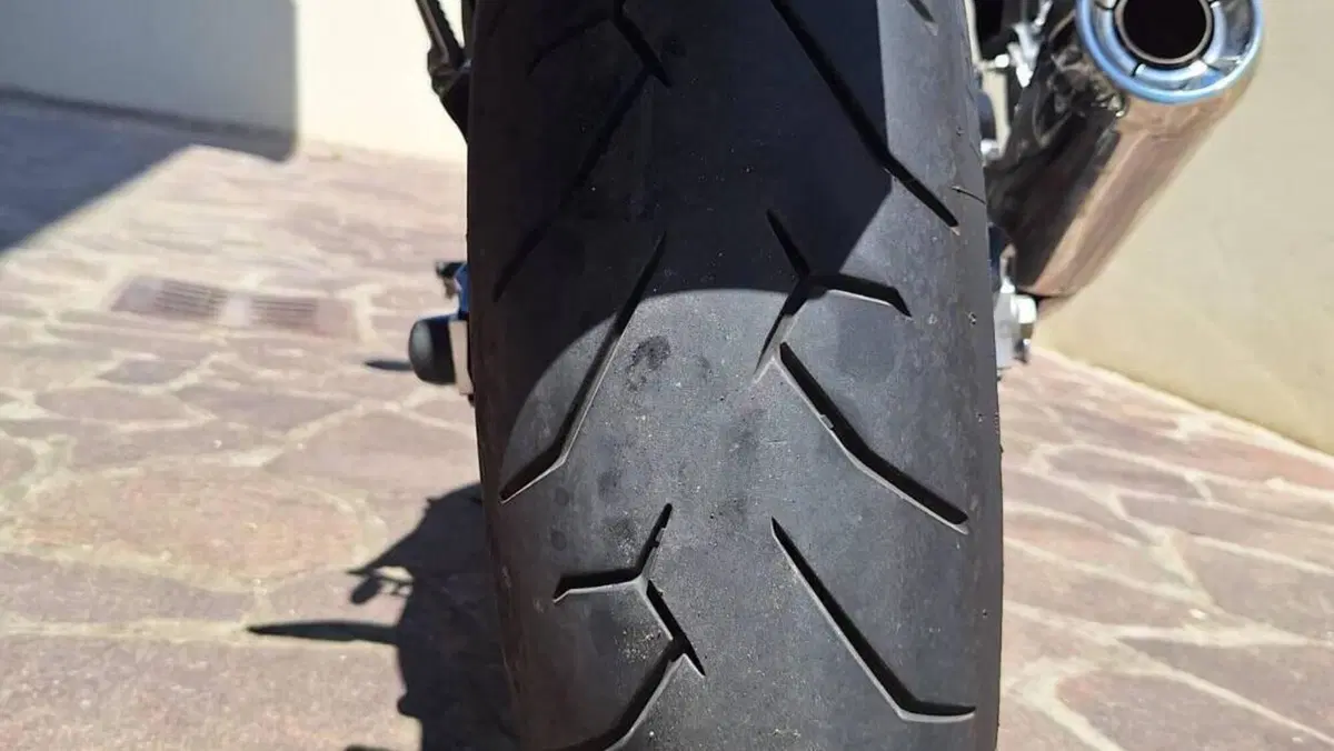 Kawasaki Z 900 RS (2021)  (9)
