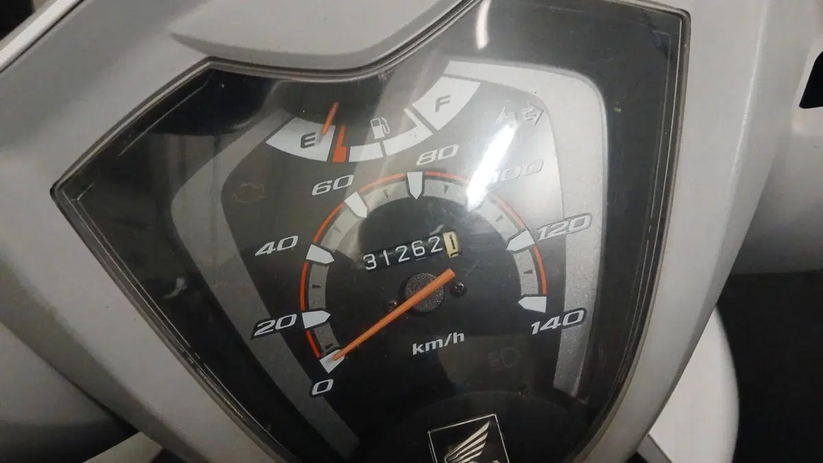 Honda Vision 110 (2011 - 16)  (2)